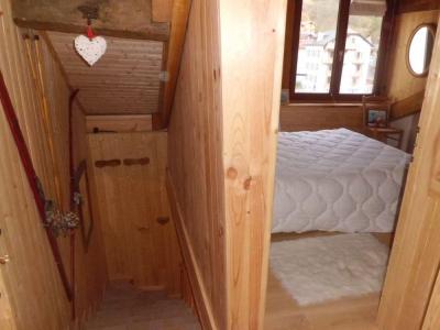 Ski verhuur Appartement duplex 2 kamers 4 personen - Résidence Villa Lespagne - Brides Les Bains - Trap