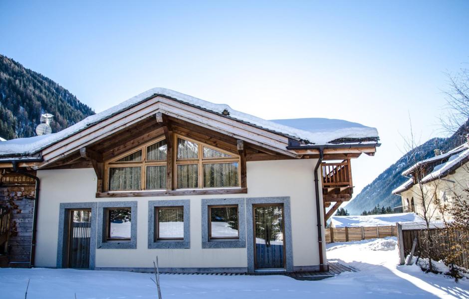 Аренда на лыжном курорте Chalet Gaia - Chamonix - зимой под открытым небом