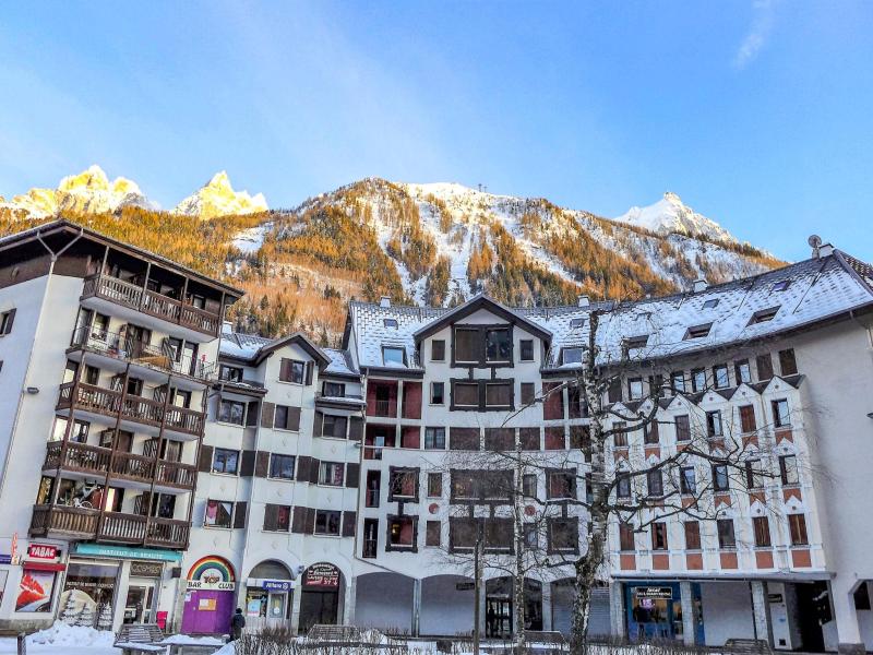 Rent in ski resort Gentiane - Chamonix - Winter outside
