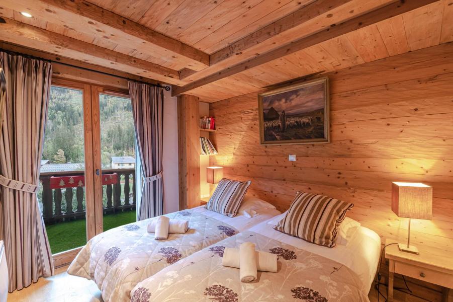 Rent in ski resort 3 room apartment 6 people - Hameau de la Blaitiere - Chamonix - Bedroom