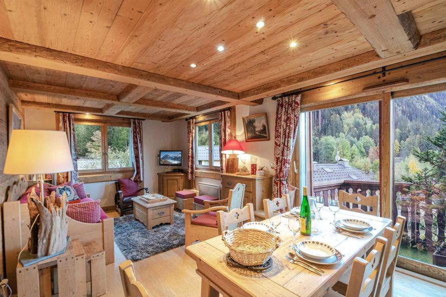 Rent in ski resort 3 room apartment 6 people - Hameau de la Blaitiere - Chamonix - Living room