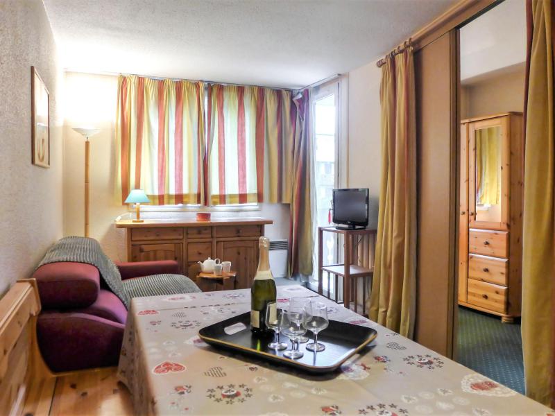 Skiverleih 2-Zimmer-Appartment für 4 Personen (10) - Jonquilles - Chamonix - Wohnzimmer