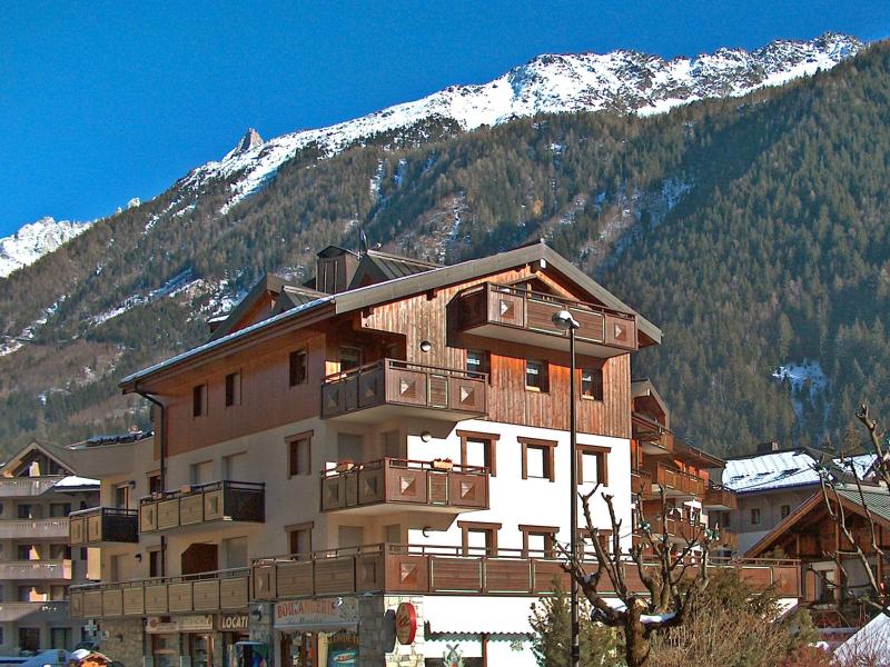 Rent in ski resort L'Espace Montagne - Chamonix - Winter outside