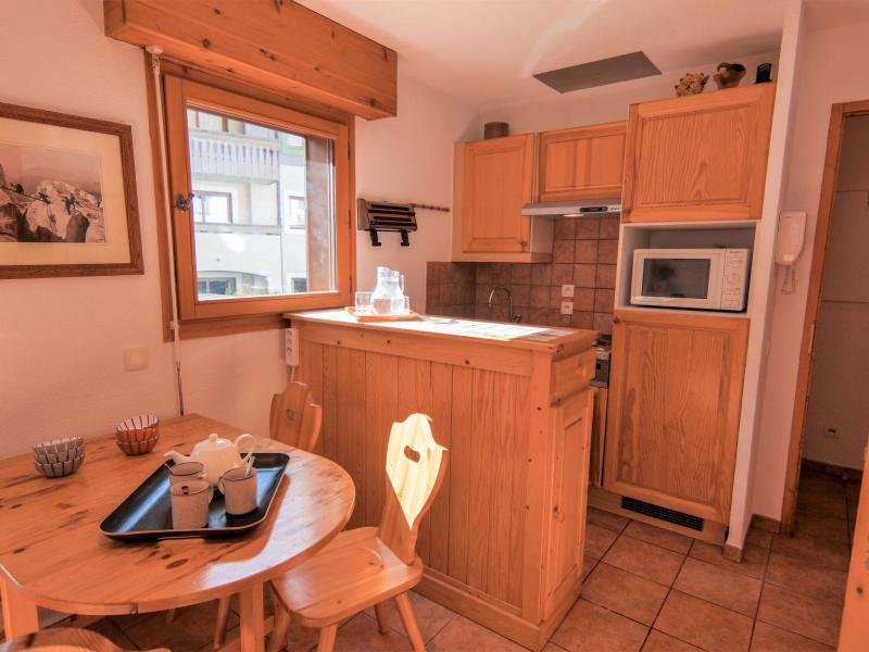 Ski verhuur Appartement 2 kamers 4 personen (5) - L'Espace Montagne - Chamonix - Woonkamer