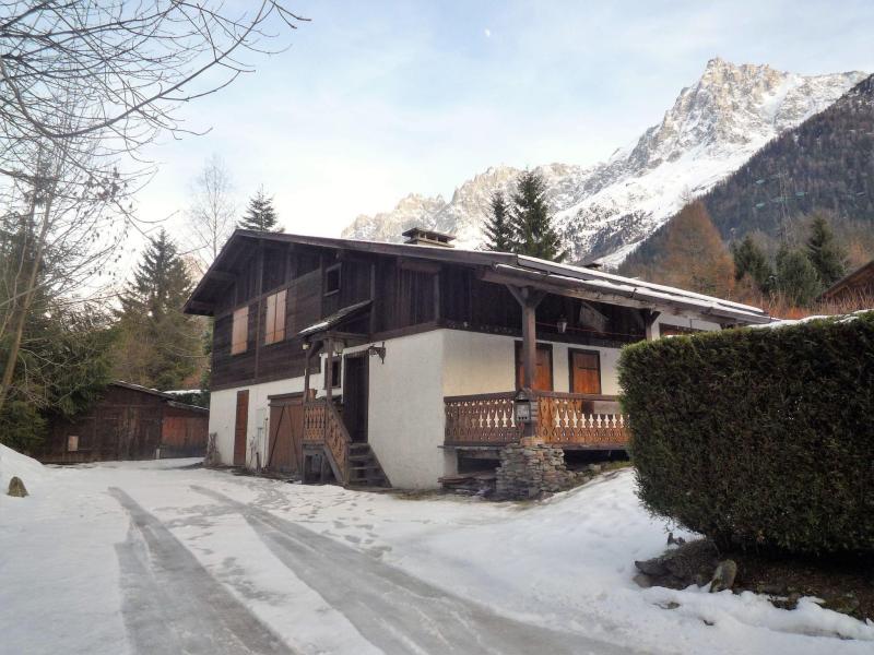 Vacanze in montagna Chalet 6 stanze per 12 persone (1) - L'Piri - Chamonix - Esteriore inverno