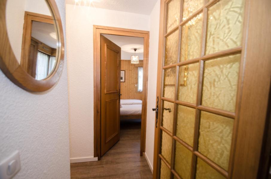 Skiverleih 3-Zimmer-Appartment für 4 Personen (Mila) - La Résidence le Clos du Savoy - Chamonix - Flur