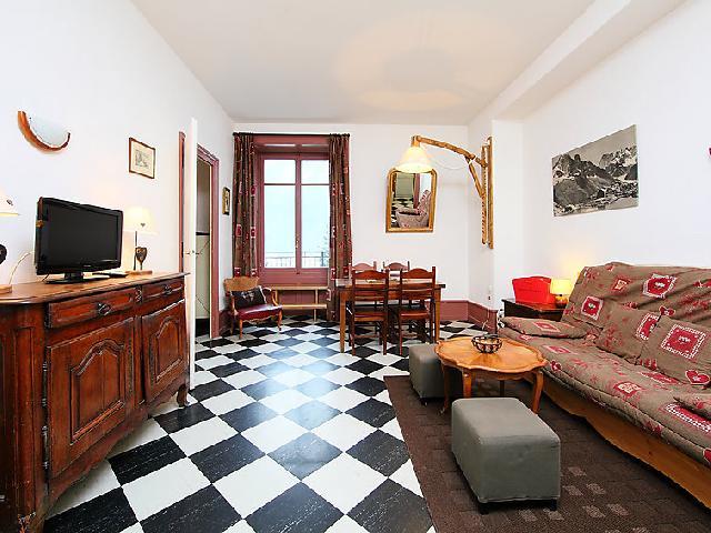 Rent in ski resort 2 room apartment 4 people (3) - Le Majestic - Chamonix - Living room