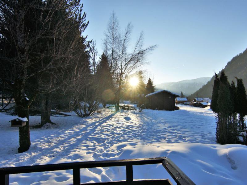 Rent in ski resort 1 room apartment 2 people (2) - Les Mazots de La Renardiere - Chamonix - Winter outside