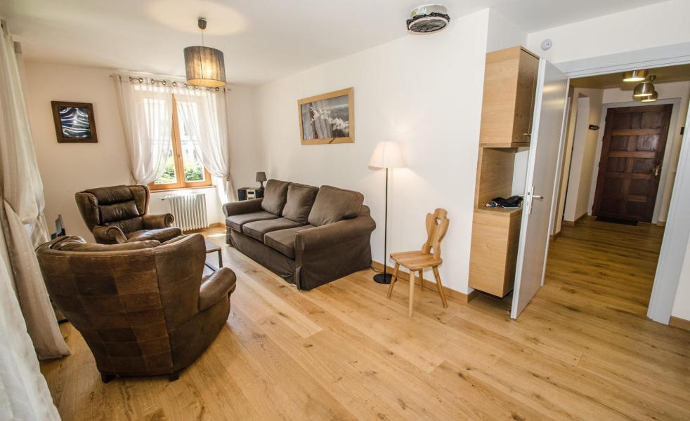 Rent in ski resort 4 room apartment 6 people (talya) - Maison de Pays Campanella - Chamonix - Living room