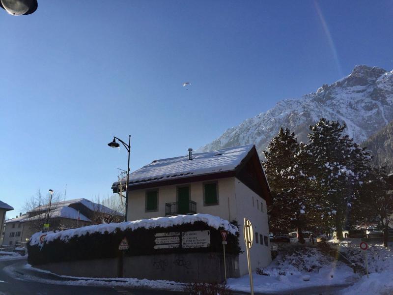 Rent in ski resort 4 room apartment 6 people (talya) - Maison de Pays Campanella - Chamonix - Winter outside