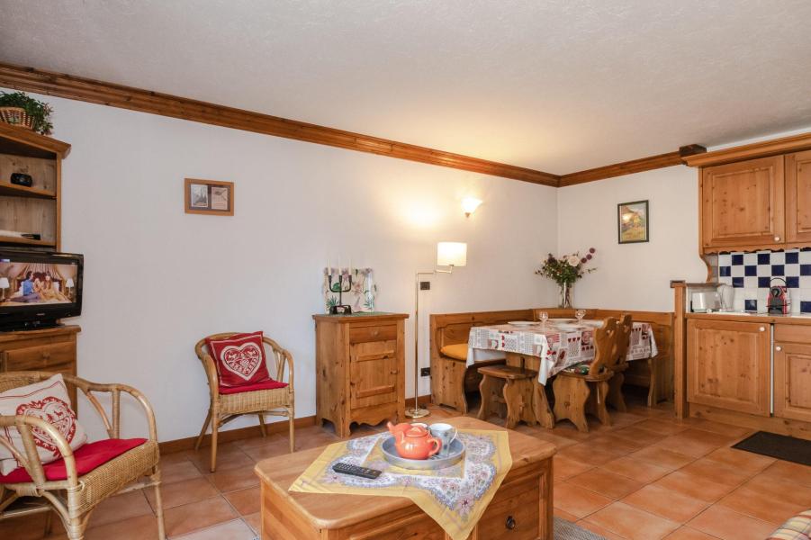 Skiverleih 2-Zimmer-Appartment für 4 Personen (GAMMA) - Résidence Alpes 2 - Chamonix - Wohnzimmer