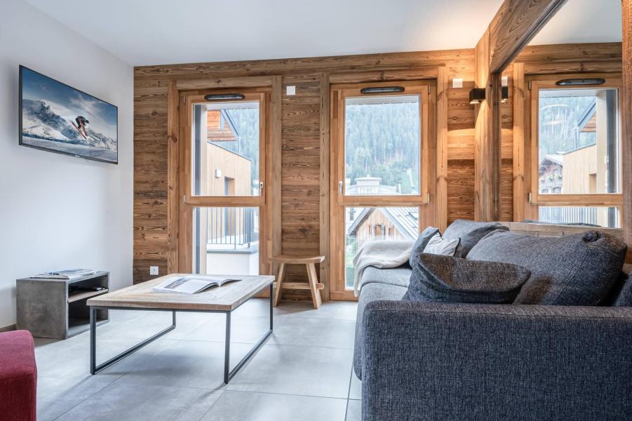 Rent in ski resort 4 room duplex apartment 6 people (HOPE) - Résidence Androsace du Lyret - Chamonix - Living room