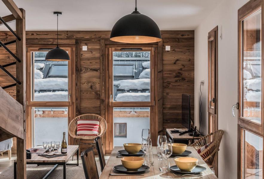 Rent in ski resort 4 room duplex apartment 6 people (PEARL) - Résidence Androsace du Lyret - Chamonix - Living room