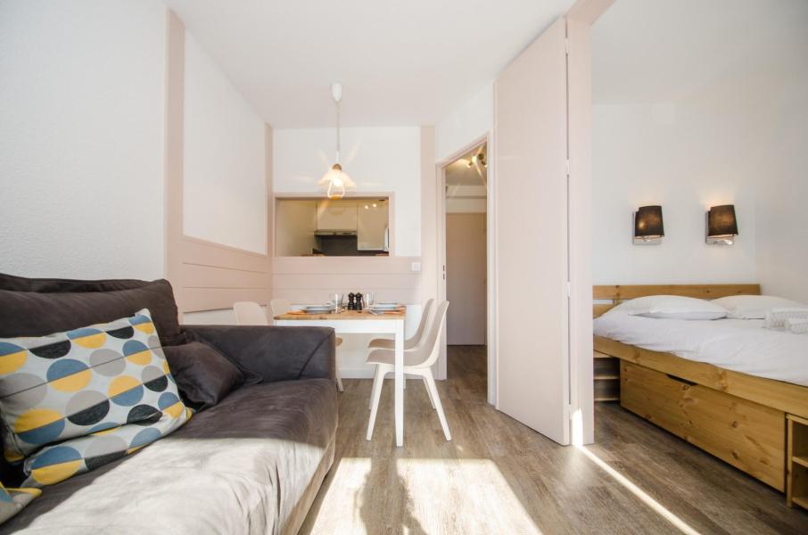 Rent in ski resort 2 room apartment 4 people (INDIA) - Résidence Chamois Blanc - Chamonix - Living room