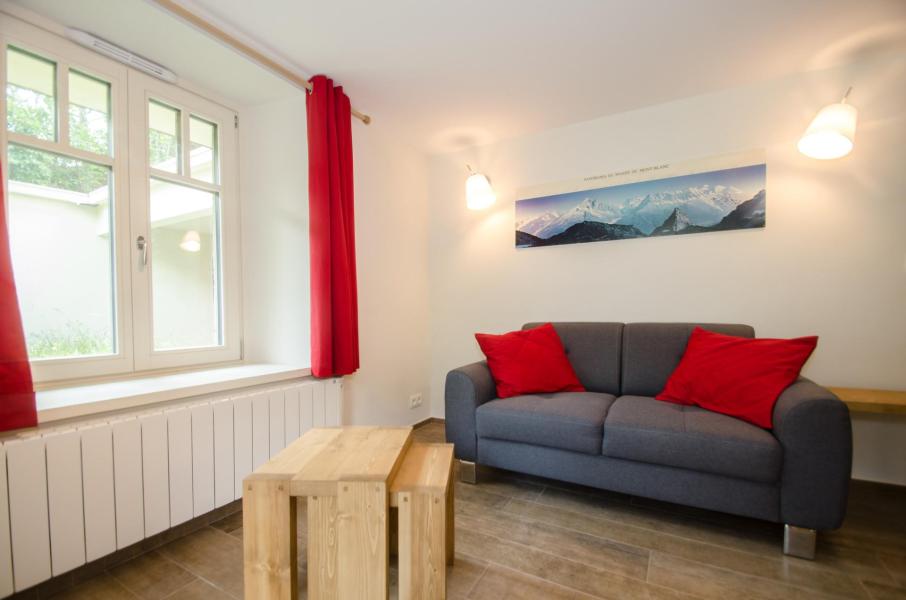 Rent in ski resort 3 room apartment 4 people (LUCIOLE) - Résidence le Fassoret - Chamonix - Living room