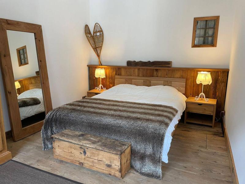 Rent in ski resort 2 room apartment 4 people (icone) - Résidence le Majestic - Chamonix - Bedroom