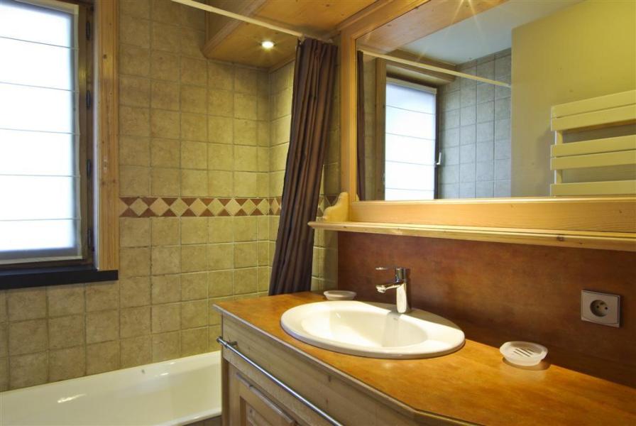Rent in ski resort 3 room apartment 6 people (Volga) - Résidence les Chalets du Savoy - Kashmir - Chamonix
