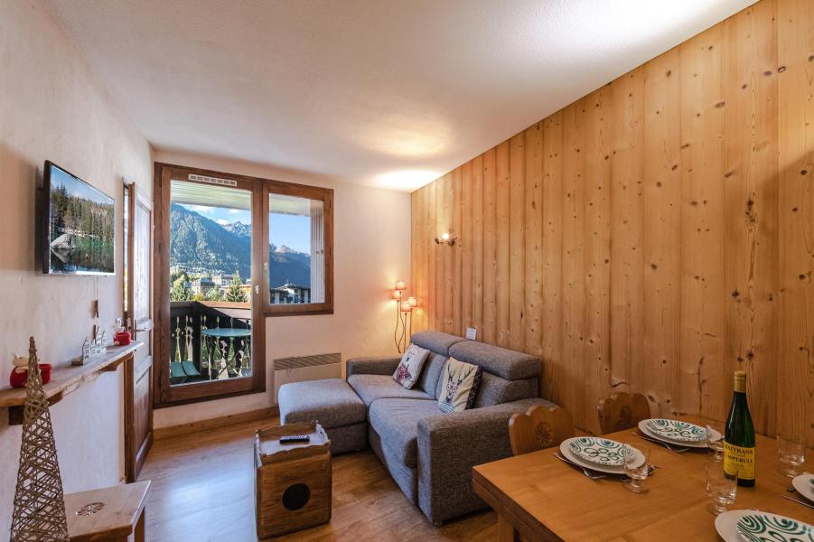 Rent in ski resort 2 room apartment 4 people (Paradis) - Résidence Lognan - Chamonix - Living room