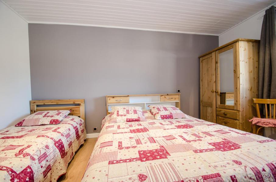Skiverleih 2-Zimmer-Appartment für 4 Personen - Résidence Lyret - Chamonix - Schlafzimmer