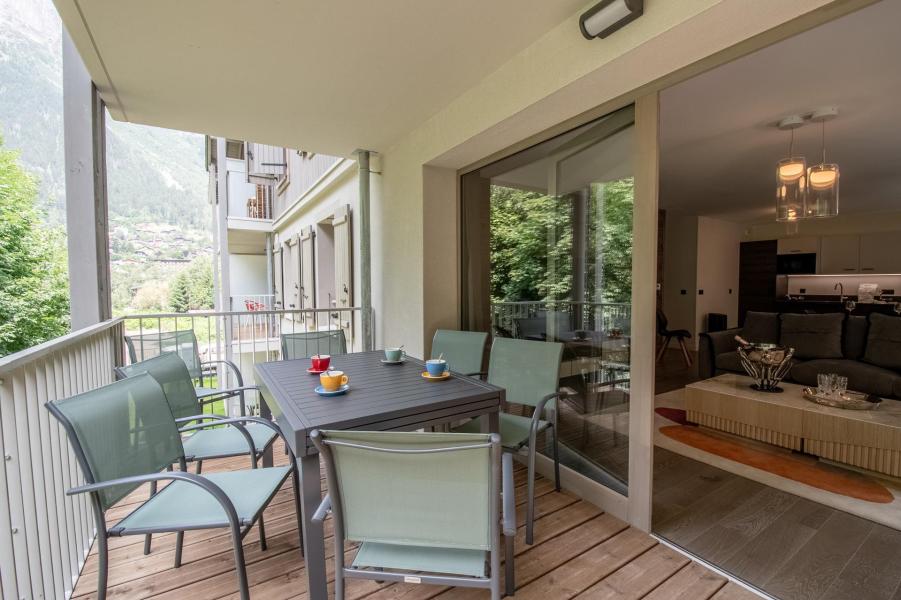 Rent in ski resort 4 room apartment 6 people (LISBA) - WHITE PEARL - Chamonix - Balcony