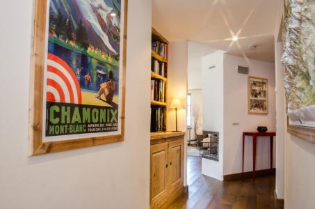 Rent in ski resort 4 room apartment 6 people (Ambre) - Chalet Ambre - Chamonix - Corridor
