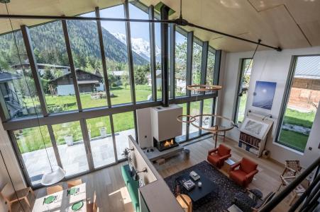 Rent in ski resort 8 room triplex chalet 14 people - Chalet Artic - Chamonix - Living room