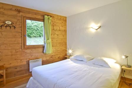 Rent in ski resort 3 room apartment 6 people - Chalet Clos des Etoiles - Chamonix - Bedroom