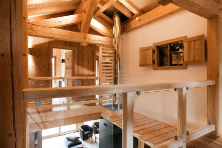 Rent in ski resort 6 room apartment 12 people - Chalet Hévéa - Chamonix - Corridor