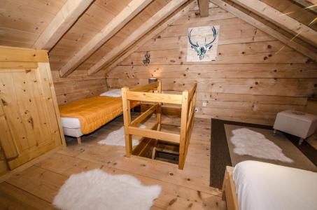 Rent in ski resort 2 room duplex apartment 3 people - Chalet Sépia - Chamonix - Bedroom