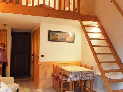 Rent in ski resort 1 room apartment 4 people (15) - Clos du Savoy - Chamonix - Stairs