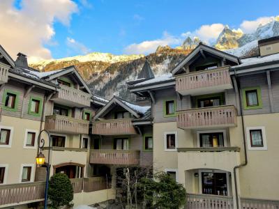 Rent in ski resort Ginabelle 1 - Chamonix - Winter outside