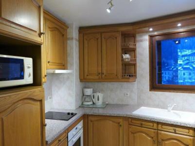 Rent in ski resort 2 room apartment 4 people (1) - L'Outa - Chamonix - Kitchenette