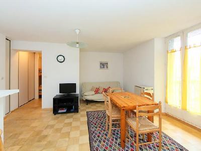 Rent in ski resort 2 room apartment 4 people (3) - L'Univers - Chamonix - Table
