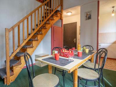 Rent in ski resort 3 room apartment 6 people (1) - La Balme - Chamonix - Apartment