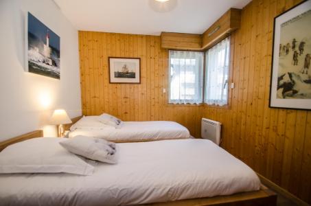 Skiverleih 3-Zimmer-Appartment für 4 Personen (Mila) - La Résidence le Clos du Savoy - Chamonix - Schlafzimmer