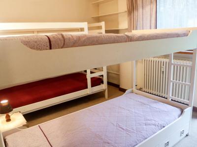 Skiverleih 3-Zimmer-Appartment für 6 Personen (14) - Le Brévent - Chamonix - Offener Schlafbereich