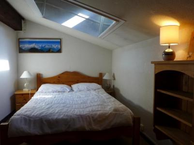 Alquiler al esquí Apartamento 3 piezas para 5 personas (2) - Le Chailloud - Chamonix - Habitación abuhardillada