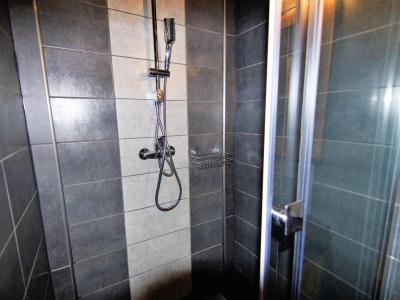 Alquiler al esquí Apartamento 3 piezas para 6 personas (2) - Les Charmoz - Chamonix - Cuarto de ducha