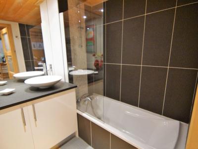 Rent in ski resort 3 room apartment 4 people (1) - Les Jardins de l'Astoria - Chamonix - Bathroom