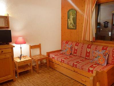 Rent in ski resort 1 room apartment 4 people (4) - Les Jardins du Mont-Blanc - Chamonix - Pull-out sofa
