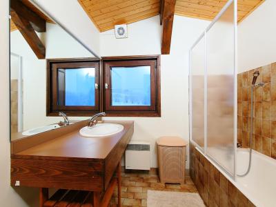 Skiverleih 3-Zimmer-Appartment für 4 Personen (2) - Les Pelarnys - Chamonix - Badewanne