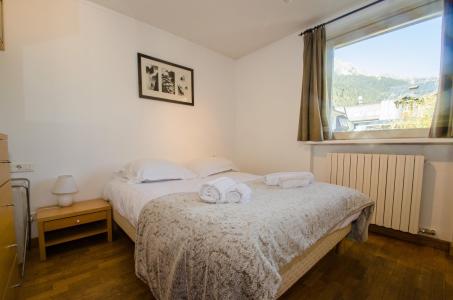 Rent in ski resort 3 room apartment 6 people (AMIJEAN) - Résidence Androsace - Chamonix - Bedroom