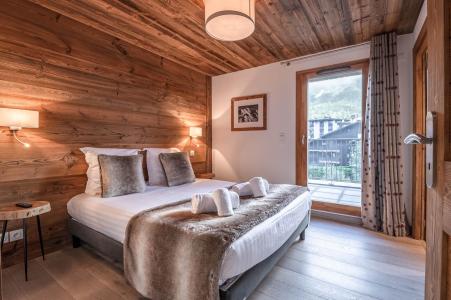 Rent in ski resort 4 room duplex apartment 6 people (HOPE) - Résidence Androsace du Lyret - Chamonix - Bedroom