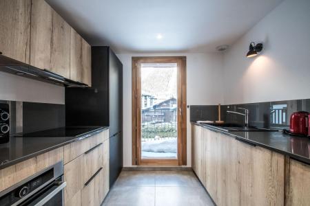 Rent in ski resort 4 room duplex apartment 6 people (PEARL) - Résidence Androsace du Lyret - Chamonix - Kitchen