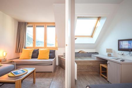 Rent in ski resort 2 room apartment 4 people (CROCUS) - Résidence Chamois Blanc - Chamonix - Living room