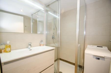Location au ski Appartement 3 pièces 4 personnes (LUCIOLE) - Résidence le Fassoret - Chamonix - Salle de douche
