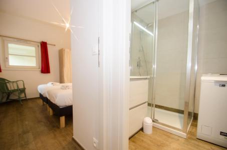 Location au ski Appartement 3 pièces 4 personnes (LUCIOLE) - Résidence le Fassoret - Chamonix - Salle de douche