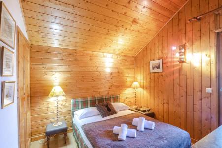 Rent in ski resort 5 room apartment 6-8 people - Résidence les Chalets du Savoy - Chamonix - Bedroom