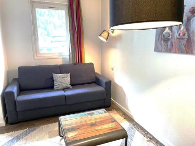 Rent in ski resort Studio 4 people (enora) - Résidence Rivière - Chamonix - Living room