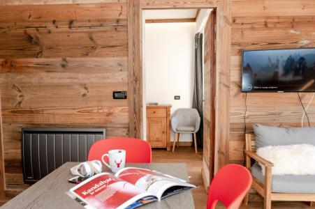Rent in ski resort 3 room apartment 4 people (LIVIA) - Résidence Rivo - Chamonix - Living room